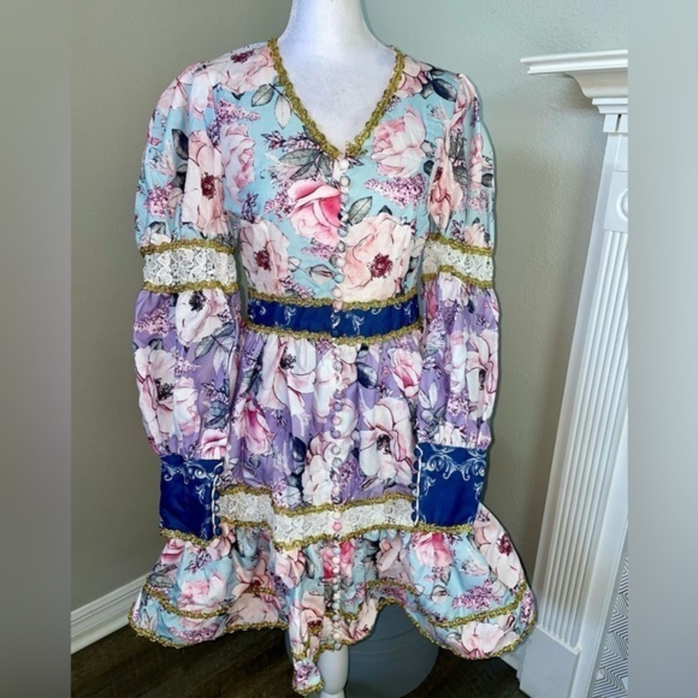 Louise James Floral detailed button down mini dress